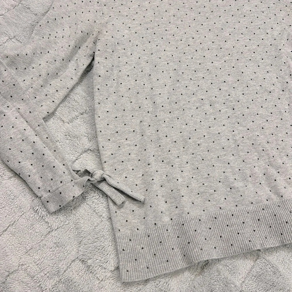 LOFT 100% Cotton All Over Micro Polka Dot Print Long Sleeve w/ Tie Accents / XS - Picture 3 of 9